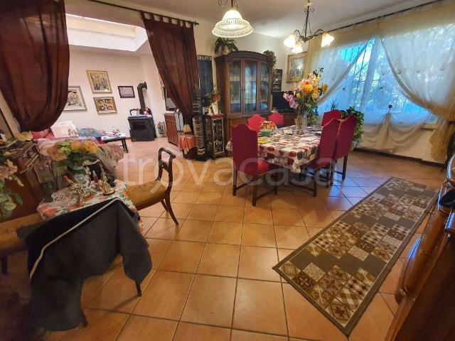 Villa Indipendente in vendita a Trescore Cremasco, Lombardia