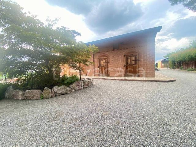 Villa Indipendente in vendita a Treviolo, Lombardia