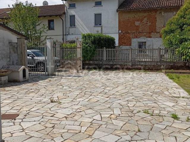 Villa Indipendente in vendita a Piemonte, Vercelli