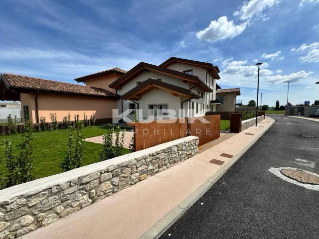 Villa Indipendente in vendita a Tricesimo, Friuli-Venezia Giulia