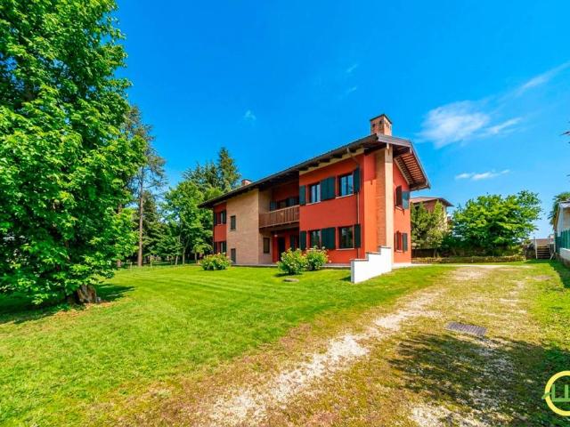 Villa Indipendente in vendita a Tricesimo, Friuli-Venezia Giulia