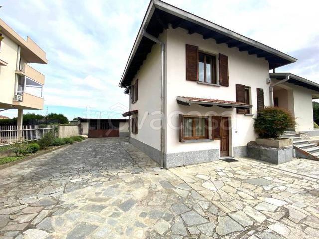 Villa Indipendente in vendita a Piemonte, Vercelli
