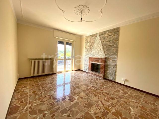 Villa Indipendente in vendita a Piemonte, Vercelli