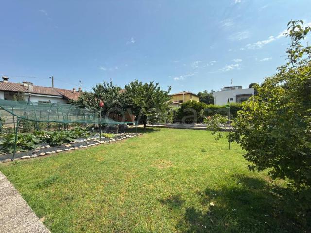 Villa Indipendente in vendita a Truccazzano, Lombardia