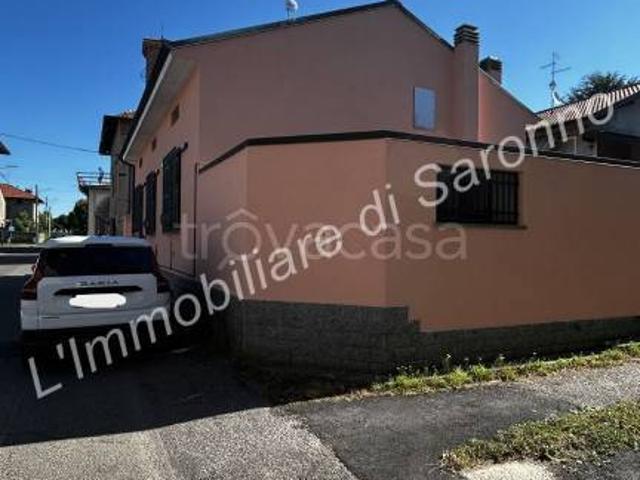 Villa Indipendente in vendita a Turate, Lombardia