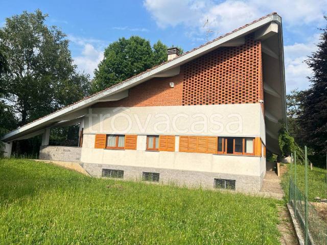 Villa Indipendente in vendita a Turate, Lombardia
