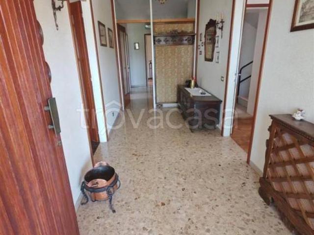 Villa Indipendente in vendita a Cussignacco / Cussignà, Reana Del Roiale