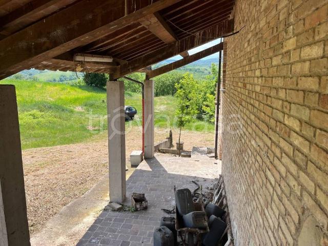 Villa Indipendente in vendita a Ponte Armellina, Urbino