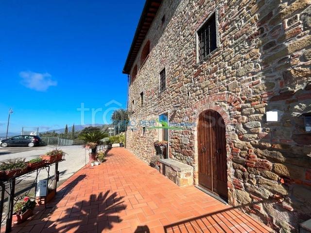 Villa Indipendente in vendita a Uzzano, Toscana