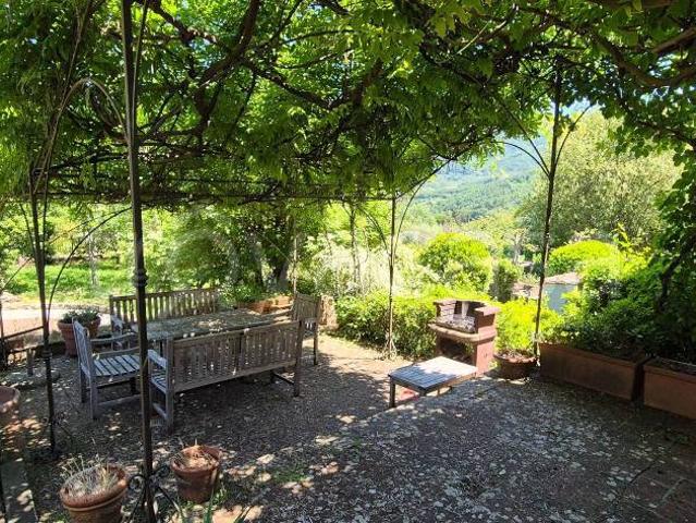 Villa Indipendente in vendita a La Tignamica, Vaiano