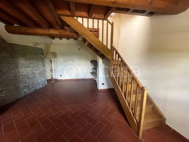 Villa Indipendente in vendita a Schignano, Vaiano