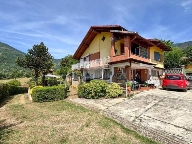 Villa Indipendente in vendita a Unione Montana di Comuni delle Valli di Lanzo, Ceronda e Casternone, Piemonte