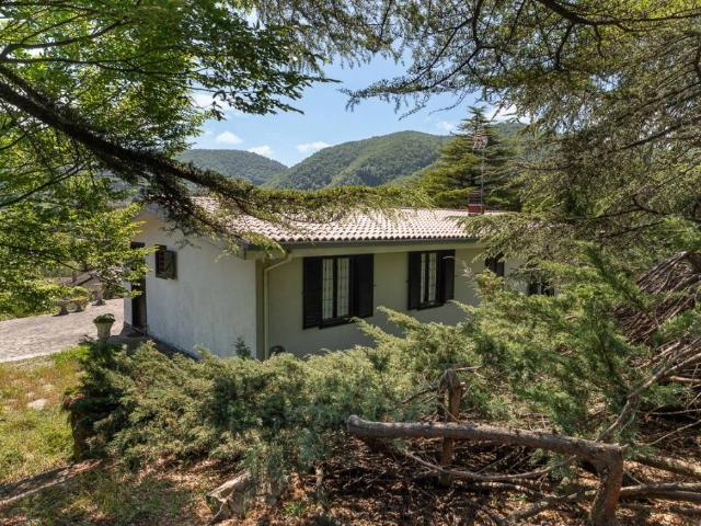 Villa Indipendente in vendita a Val Di Nizza, Lombardia