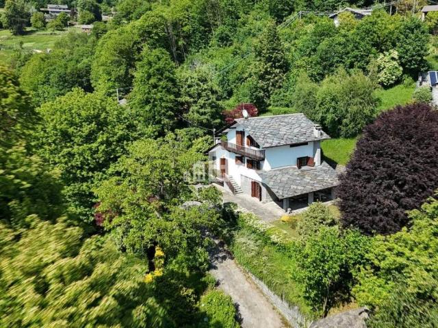 Villa Indipendente in vendita a Valchiusa, Piemonte