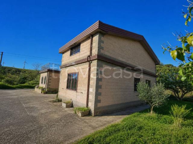 Villa Indipendente in vendita a Vallata, Campania