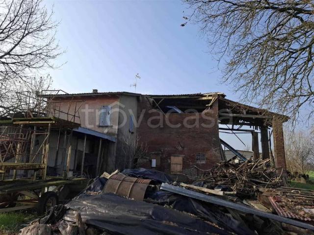 Villa Indipendente in vendita a Unione dei comuni Valli del Reno, Lavino e Samoggia, Calcara