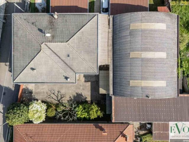 Villa Indipendente in vendita a Vanzaghello, Lombardia