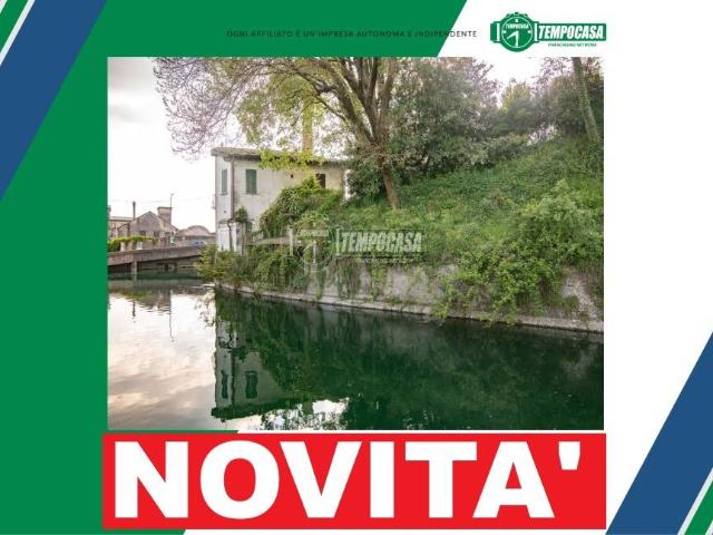 Villa Indipendente in vendita a Vaprio D'adda, Lombardia
