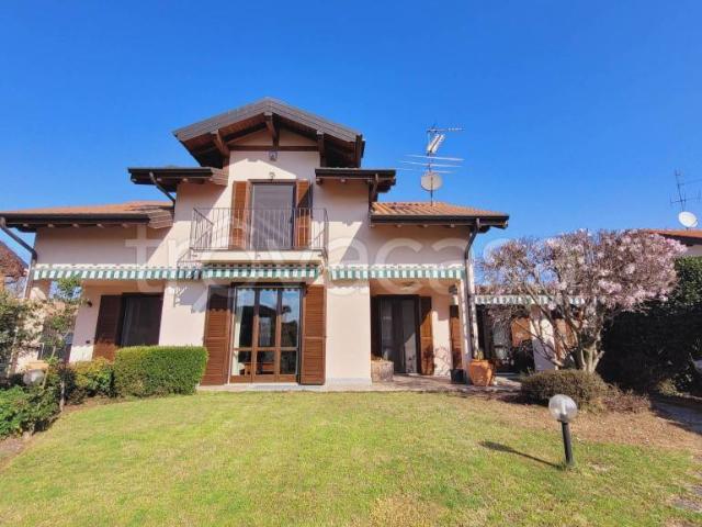 Villa Indipendente in vendita a Piemonte, Novara