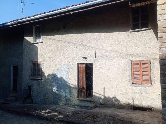 Villa Indipendente in vendita a Varzi, Lombardia