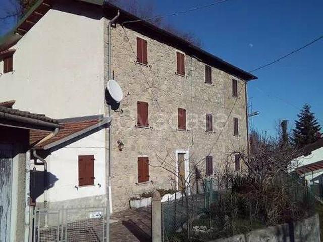 Villa Indipendente in vendita a Appennino Reggiano, Re