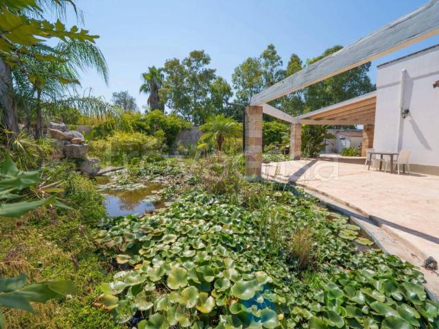 Villa Indipendente in vendita a Puglia, Lecce