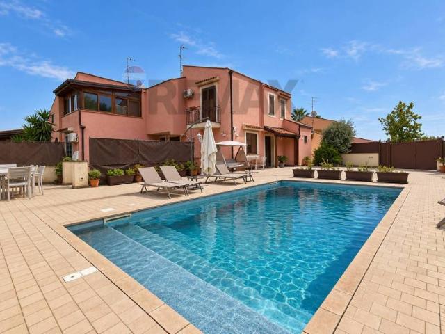 Villa Indipendente in vendita a Sambuco, Viagrande