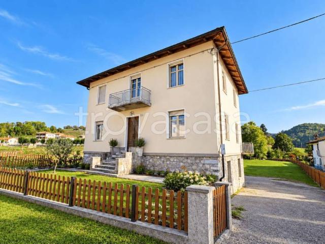 Villa Indipendente in vendita a Vicoforte, Cuneo