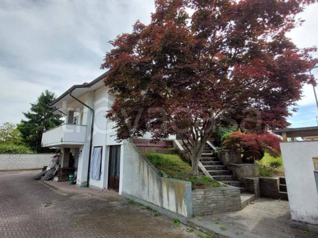 Villa Indipendente in vendita a Cascina Badalla, Vigevano