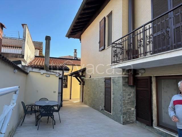 Villa Indipendente in vendita a Cascina Aguzzafame, Vigevano
