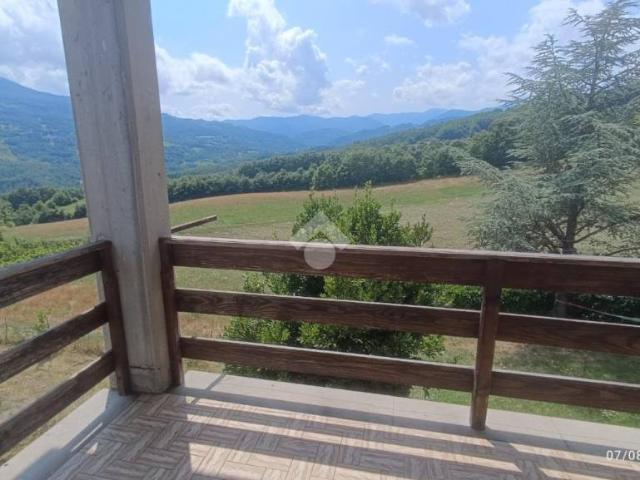 Villa Indipendente in vendita a Appennino Reggiano, Re