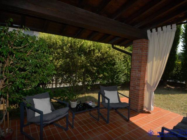 Villa Indipendente in vendita a Passirano, Lombardia