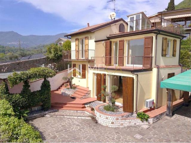 Villa Indipendente in vendita a Comunità Montana Parco Alto Garda bresciano, Salò