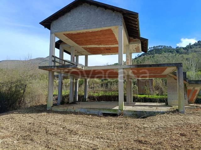 Villa Indipendente in vendita a Villanova D'albenga, Liguria