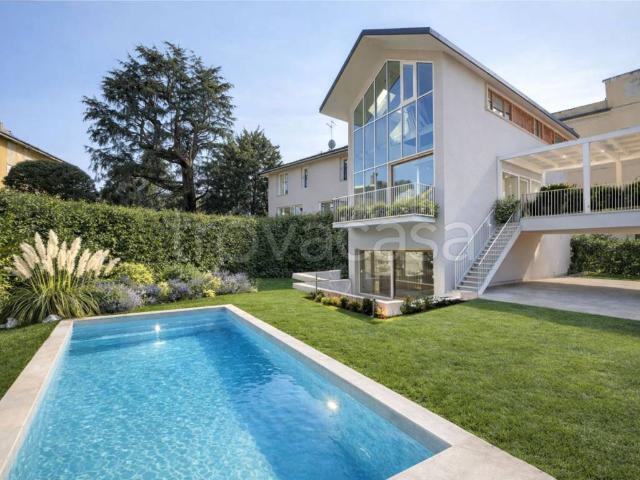 Villa Indipendente in vendita a San Maurizio, Vimercate