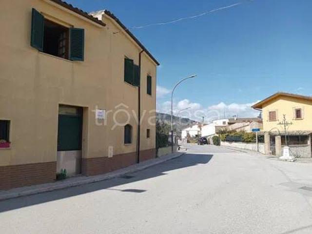 Villa Indipendente in vendita a Unione dei comuni Terre dei Peligni, Vittorito