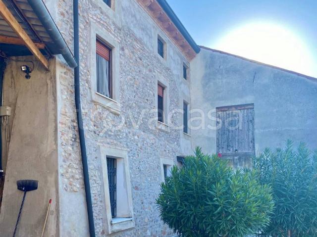 Villa Indipendente in vendita a Volta Mantovana, Lombardia