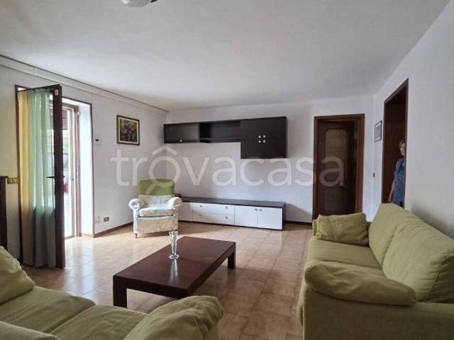 Villa Indipendente in vendita a Ziano Piacentino, Reggio Emilia