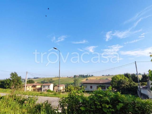 Villa Indipendente in vendita a Ziano Piacentino, Reggio Emilia