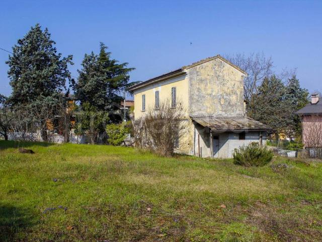 Villa Indipendente in vendita a Ziano Piacentino, Reggio Emilia