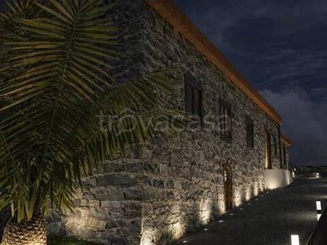 Villa Indipendente in vendita a Aci Catena, Sicilia