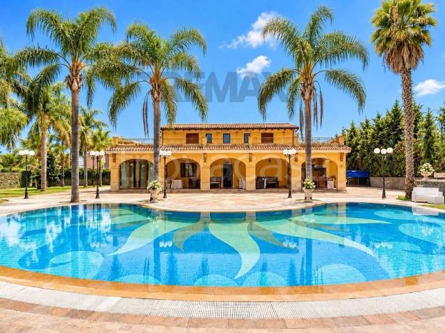 Villa Indipendente in vendita a Santa Maria Ammalati, Acireale