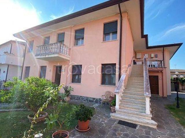 Villa Indipendente in vendita a Bottrighe, Adria