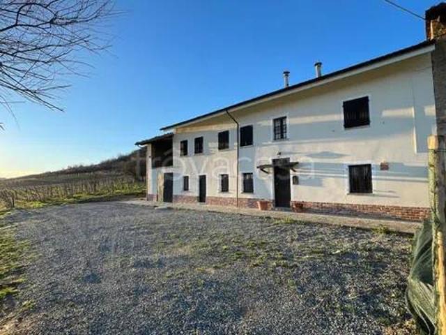 Villa Indipendente in vendita a Piemonte, Asti