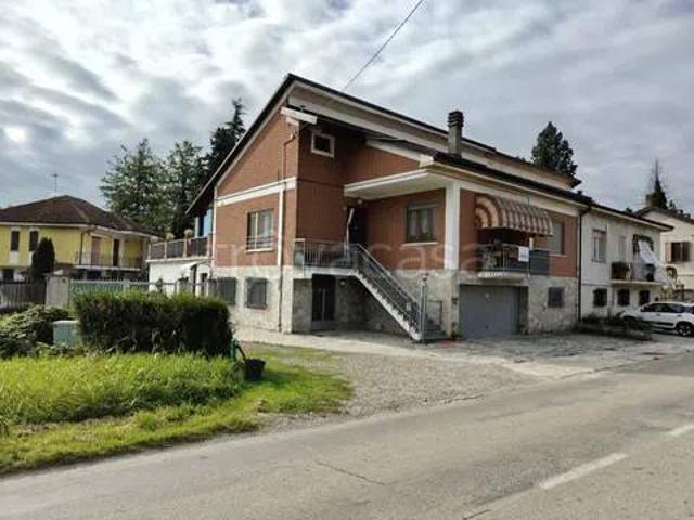 Villa Indipendente in vendita a Piemonte, Asti
