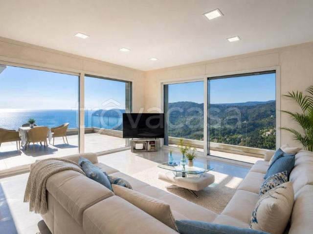 Villa Indipendente in vendita a Alassio, Liguria