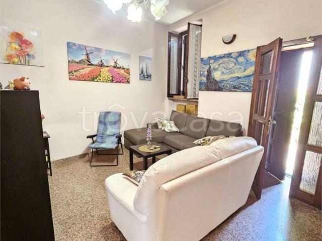 Villa Indipendente in vendita a Albairate, Lombardia