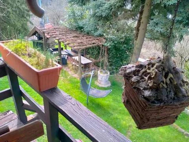 Villa Indipendente in vendita a Altare, Liguria
