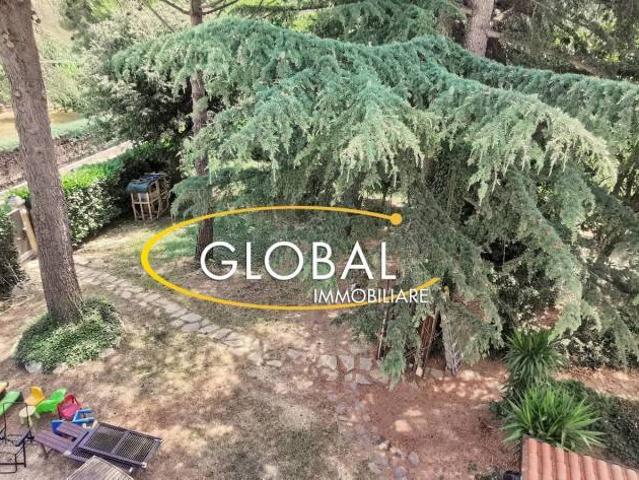 Villa Indipendente in vendita a Ancona