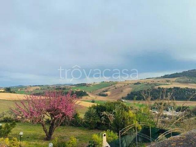 Villa Indipendente in vendita a Sappanico, Ancona